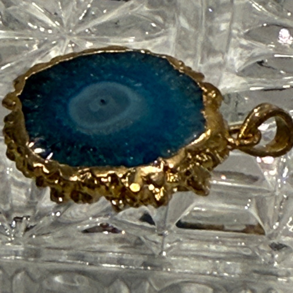 🆕 Natural Solar Quartz Druzy Pendant – Gold-Plated Edge on 925 Sterling Silver - Picture 10 of 10